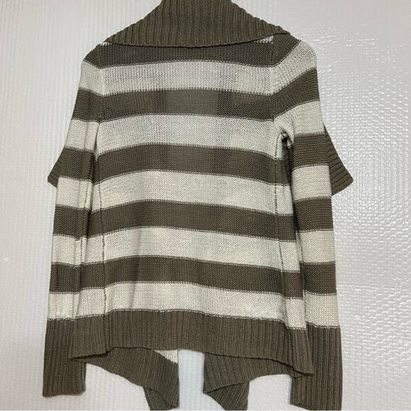 International Concepts INC  striped open front cardigan. V neckline. Small. - Picture 2 of 6